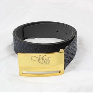 Blue pattern calf leather belt, gold buckle.